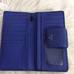 Fossil wallet